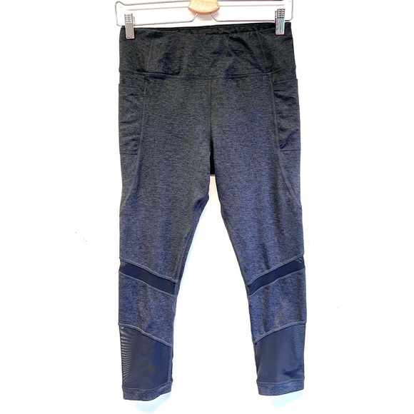 Avia Cropped Mesh High Rise Workout Leggings Pockets Gray Black Medium - Picture 1 of 9